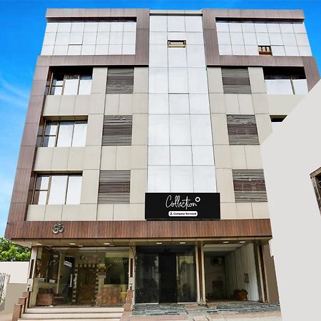Super Hotel O Palkhi Road Near Sai Baba Temple Formerly Netra Sai Shirdi Bagian luar foto