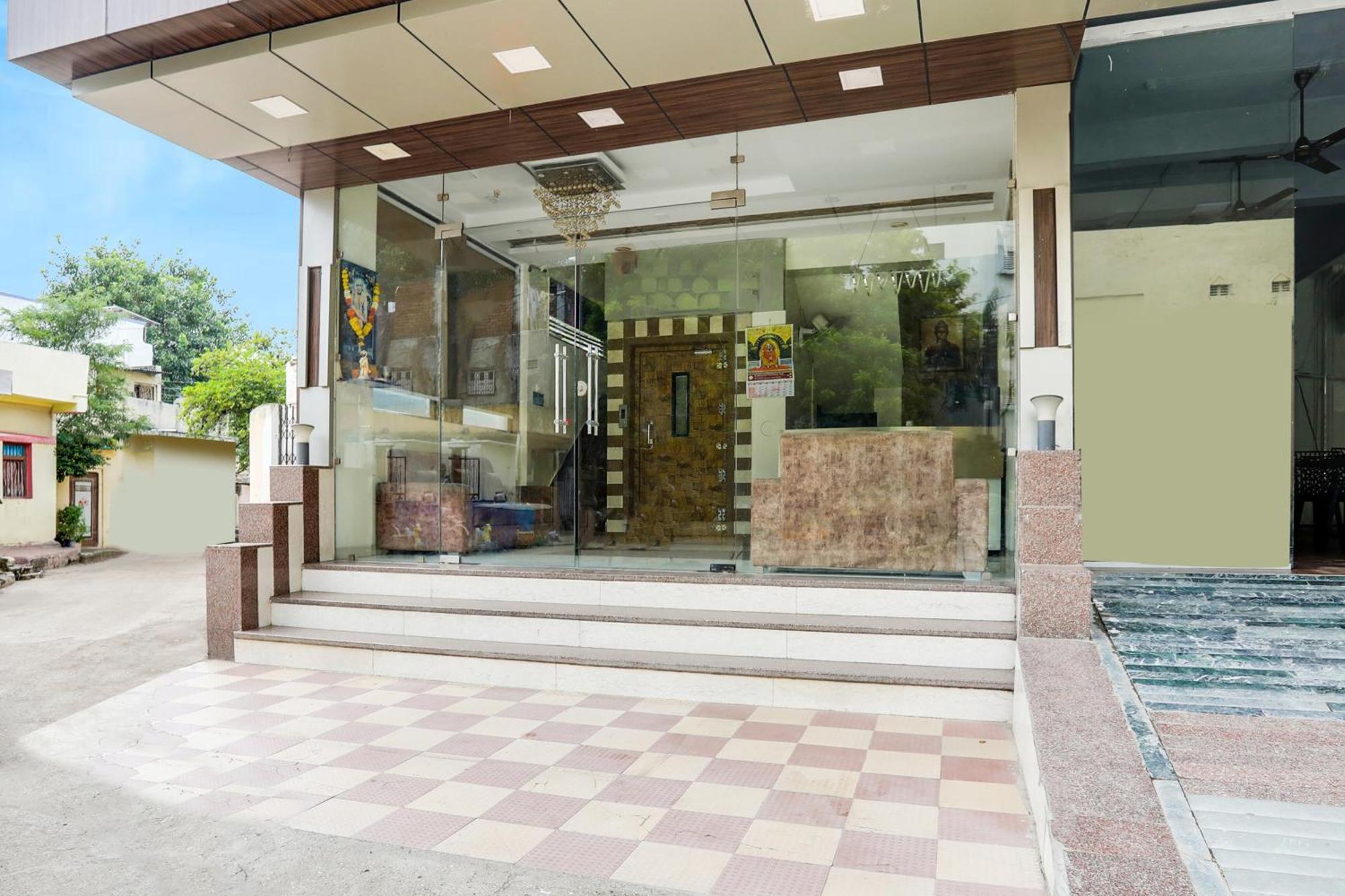 Super Hotel O Palkhi Road Near Sai Baba Temple Formerly Netra Sai Shirdi Bagian luar foto
